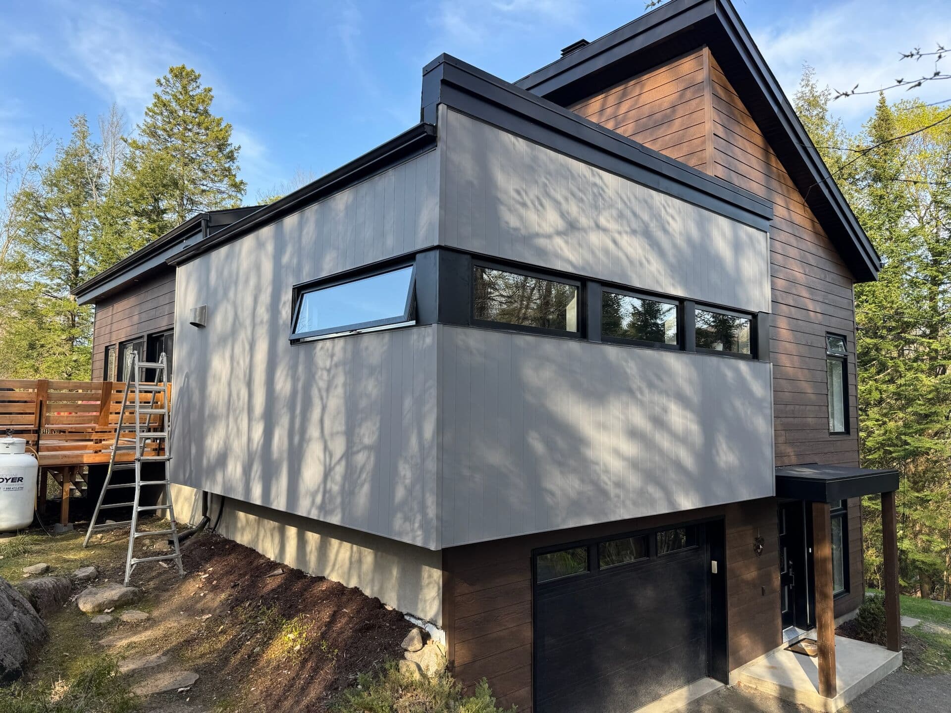 Exterior Siding — après